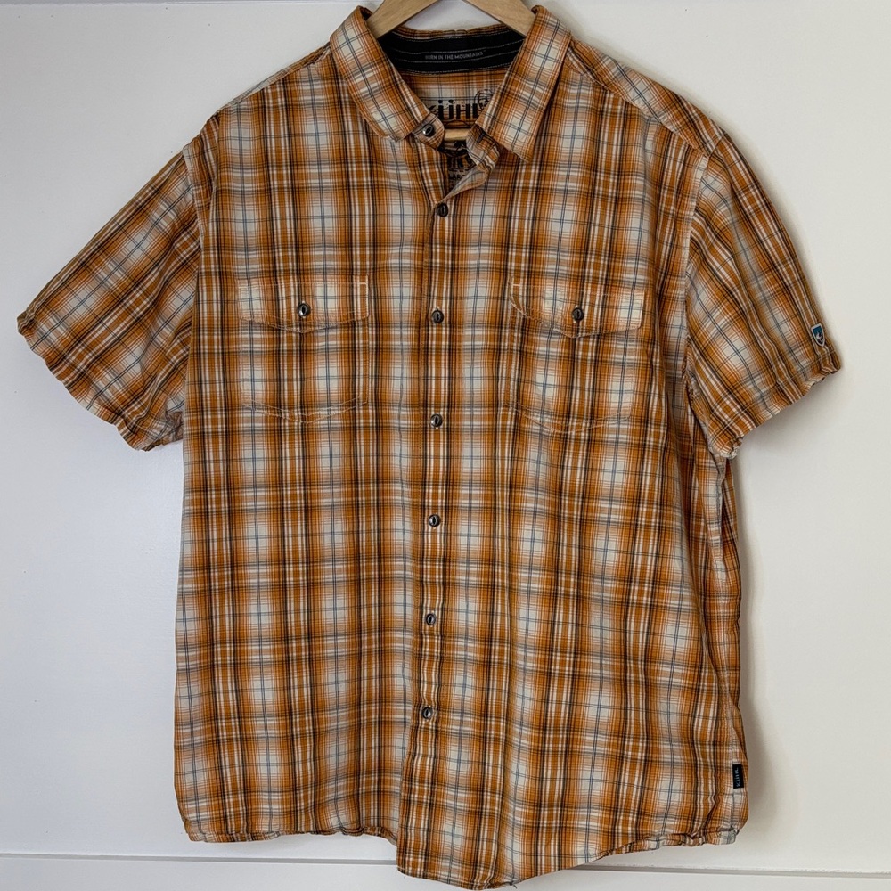Kuhl Men's Rust and White Plaid Short Sleeve Shirt size XL in excellent shape